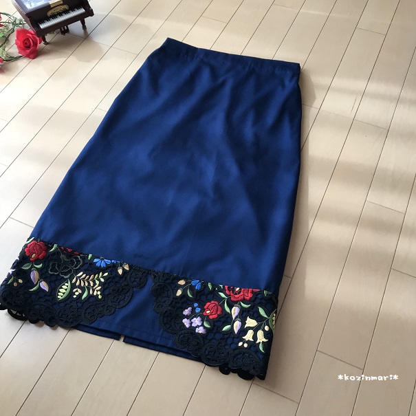 画像: 刺繍に恋するナロースカート