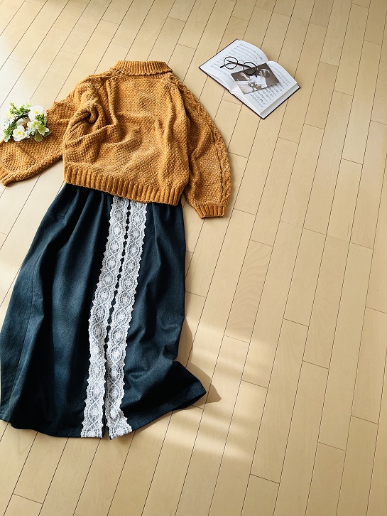 画像: 小花キルトのうつりぎスカート